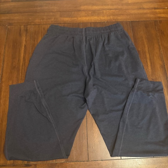 Vuori Women’s DreamKnit Performance Tapered Drawstring Black VW303 Jogger Medium - Picture 7 of 9